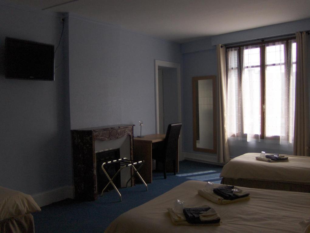 Hotel La Tour De Crecy Zimmer foto