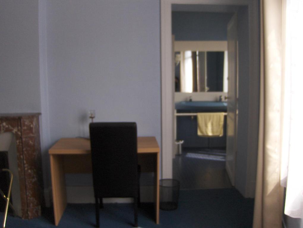 Hotel La Tour De Crecy Zimmer foto